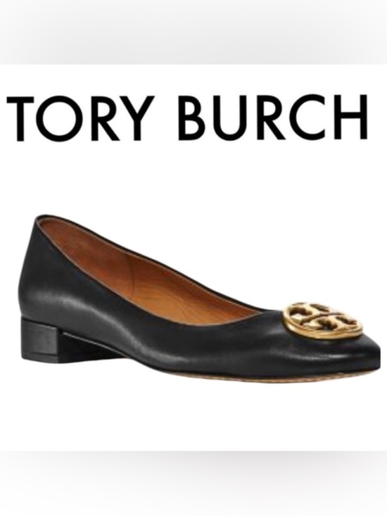 Tory Burch Shoes - TORY BURCH Black Chelsea 25mm Ballet Flat Logo Heel Size 9 $268 Old Money